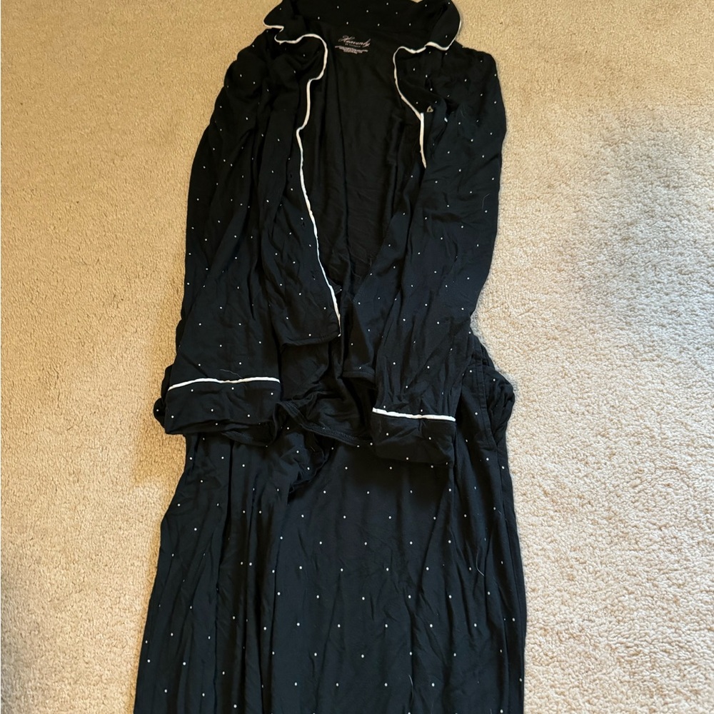 Victoria Secret Model pjs - Picture 3 of 3